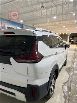 میتسوبیشی ئێکسپاندەر کرۆس